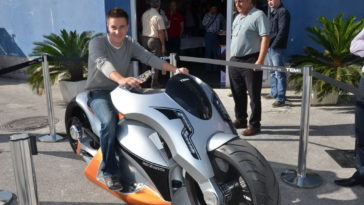 electric motorcycle chopper
