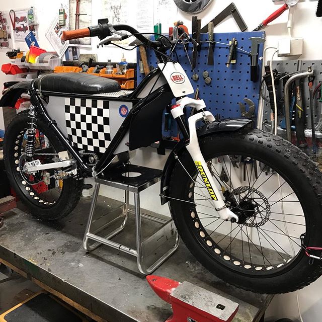 electric moped with cyclone mid-motor