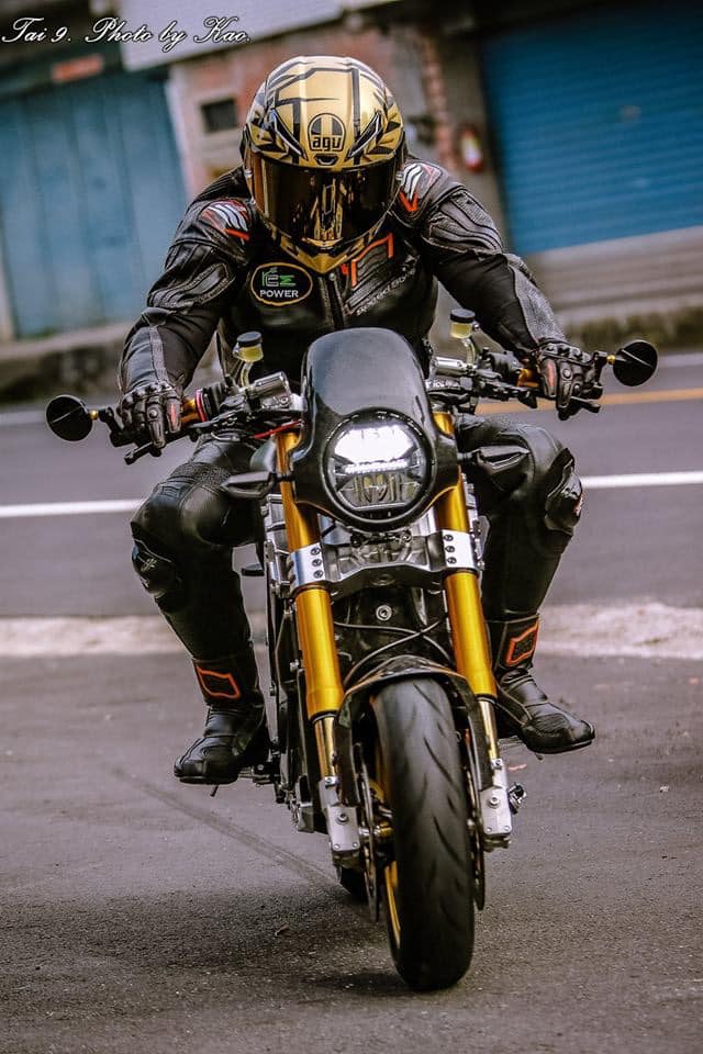 carbon power electric cafe racer electric motorcycle bike